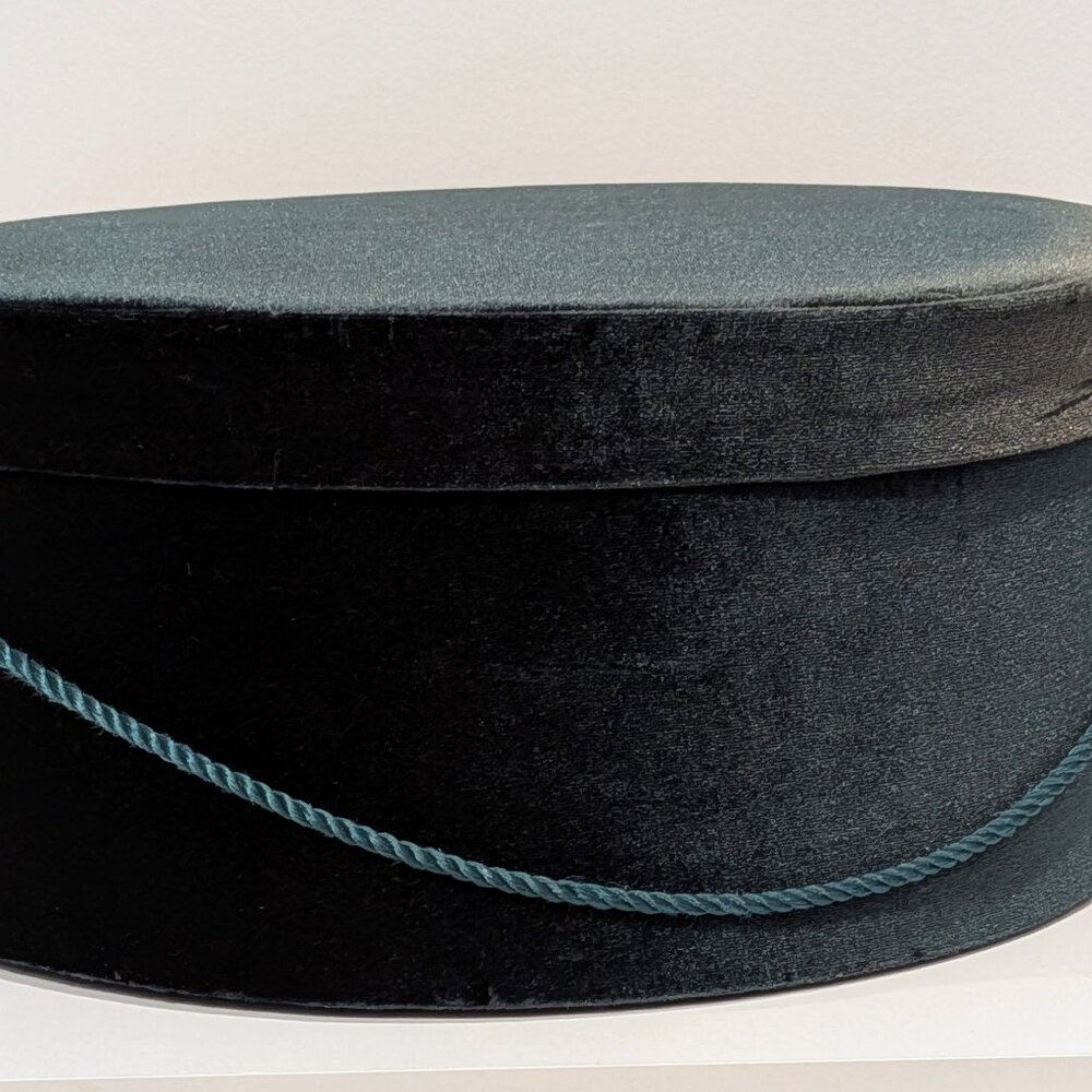 Green Velvet Storage/Gift/Hat box